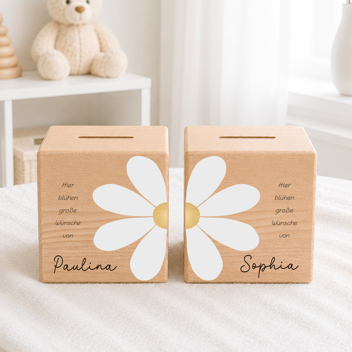 Holzspardosen 2er Set für Zwillinge & Geschwister mit Gänseblümchen personalisiert mit Namen