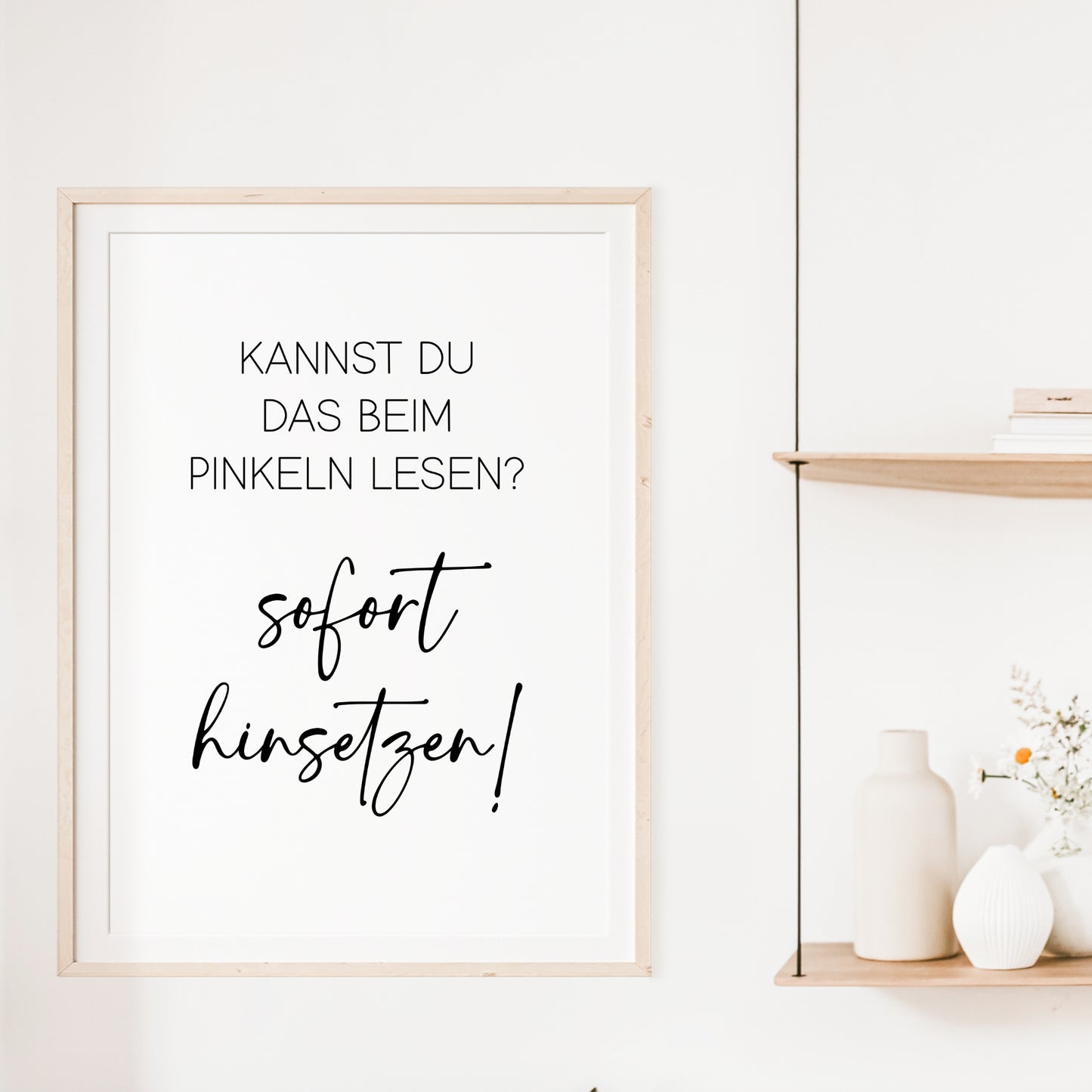 Sofort hinsetzen Poster Badezimmer Toilette Gäste WC lustig Minimalistisch schwarz weiß Humor